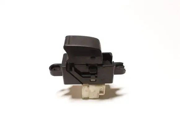 Nissan X-Trail T30 Electric window control switch 4921Z