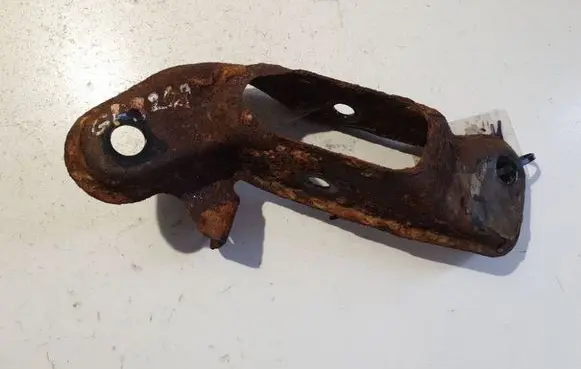 Ford Mondeo Mk III Bracket in trunk/boot 