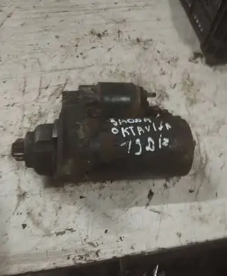 Skoda Octavia Mk1 (1U) Starter motor