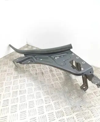 Mercedes-Benz E C207 W207 Side radiator support slam panel A2076200972