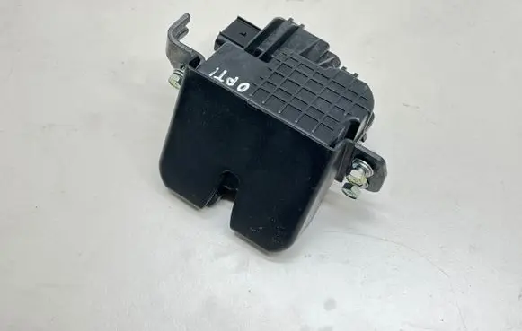 KIA Optima Tailgate/trunk/boot lock/catch/latch M5068