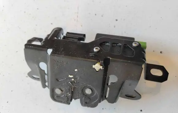 Volvo C30 Tailgate/trunk/boot lock/catch/latch 30784739