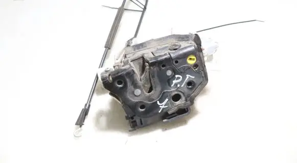 Seat Leon (1P) Rear door lock