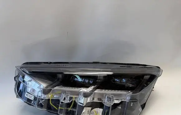 Headlight/headlamp