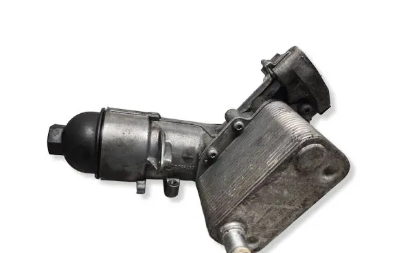 BMW 5 E60 E61 Oil filter mounting bracket 7788453