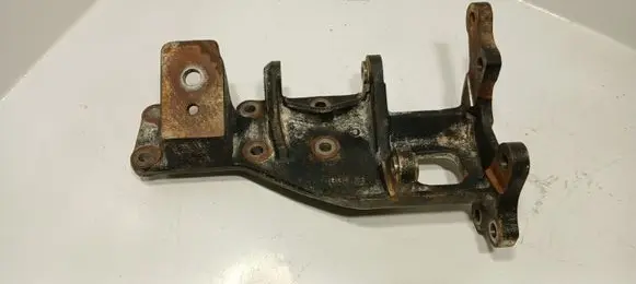 Toyota Land Cruiser (BJ70) Power steering pump mounting bracket 444433505