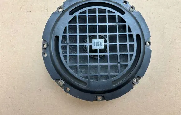 Peugeot 607 Rear door speaker 