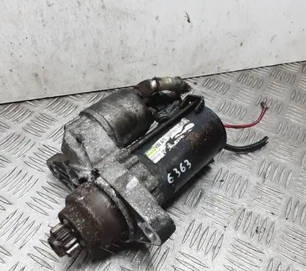 Volkswagen Golf V Starter motor 02T911023S 0901064876