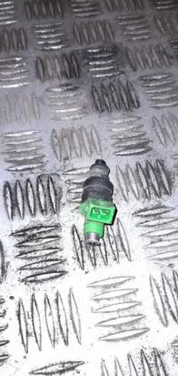 Audi A6 S6 C5 4B Fuel injector 078133551BB