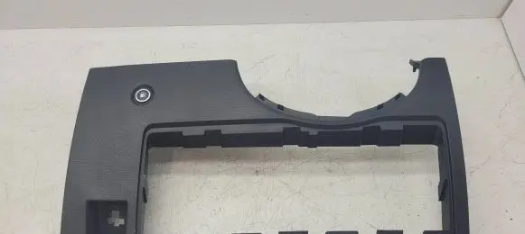 Dashboard lower bottom trim panel