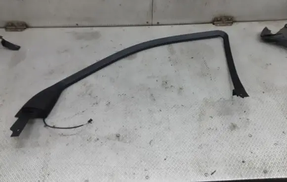 BMW X5 E53 Other front door trim element 8402508