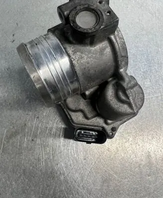 Ford S-MAX Throttle valve 2C83077300