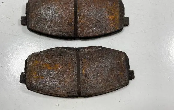 Hyundai i30 Brake pads (front) 