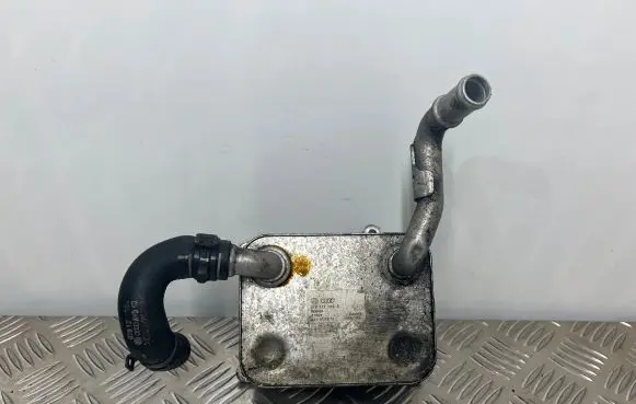 Engine oil radiator