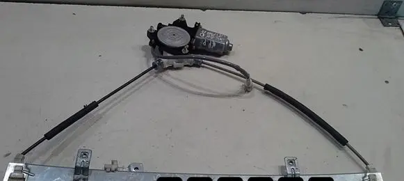 Suzuki Grand Vitara I Front door window regulator with motor 