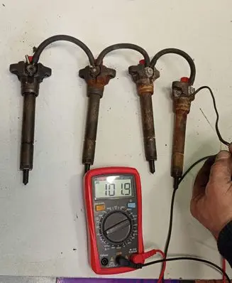 Fuel injectors set