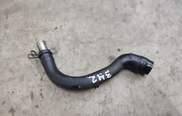 Toyota Avensis T250 Engine coolant pipe/hose