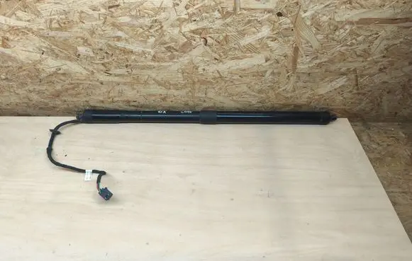Porsche Cayenne (92A) Tailgate/trunk strut/damper 7P5827851J