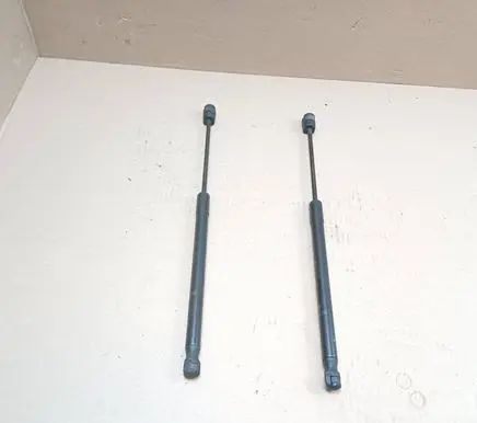Jeep Cherokee Front bonnet/hood damper/strut 68290461AA