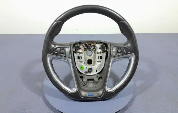 Opel Astra J Steering wheel