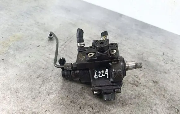 Opel Vectra C Fuel injection high pressure pump 