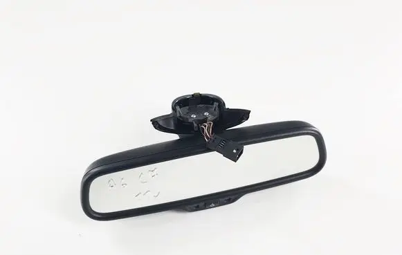 Rear view mirror (interior)