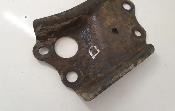 Toyota Avensis T270 Other front suspension part 