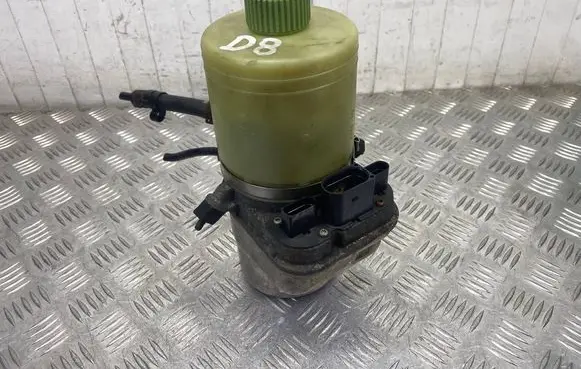 Skoda Fabia Mk2 (5J) Power steering pump 6Q0423156AB 6Q2423051AE 6Q1423051BG