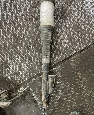 Mercedes-Benz S W220 Shock absorber/damper/air suspension C0860541 000105028862
