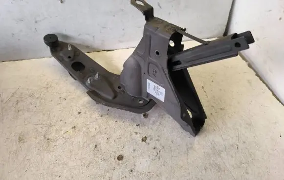 Volkswagen Multivan T5 Brake pedal bracket assembly 7H1723057 0142257