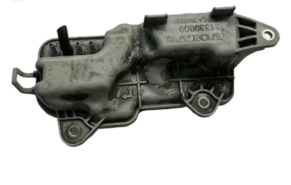 Vacuum air tank