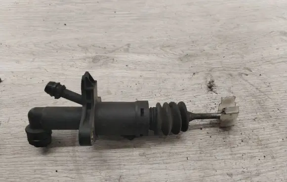 Renault Scenic I Clutch master cylinder