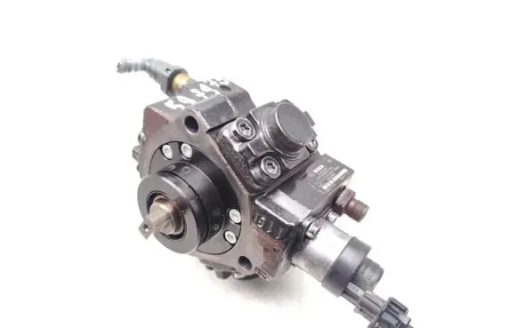 Land Rover Freelander 2 - LR2 Fuel injection high pressure pump 9683268980 0445010139