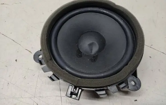 Volvo XC60 Rear door speaker 30657445