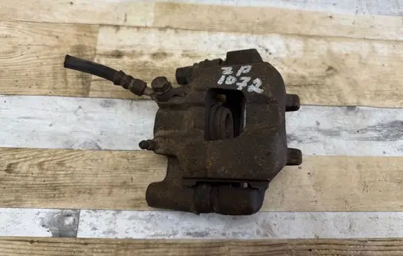 Rear brake caliper