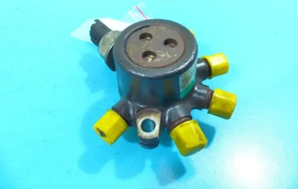 Renault Kangoo II Air suspension valve block R9144Z070B IMPRK1194833