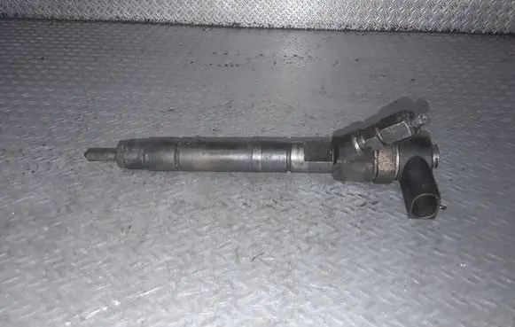 Chrysler PT Cruiser Fuel injector 0445110100