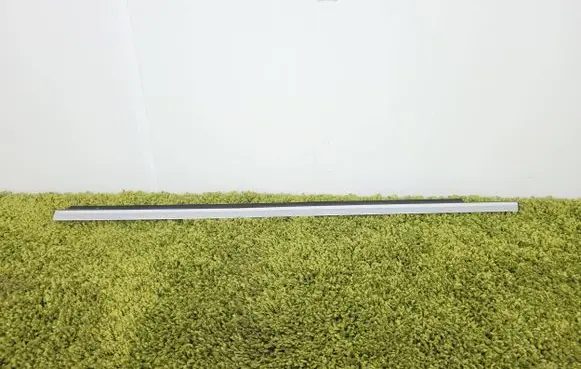 Mercedes-Benz GLK (X204) Front door glass trim molding A2047252365 2047252365