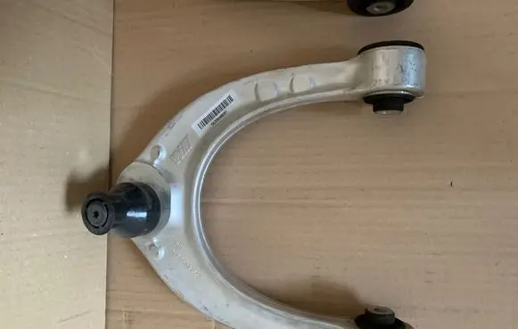 BMW M5 Front upper control arm/wishbone 2284982