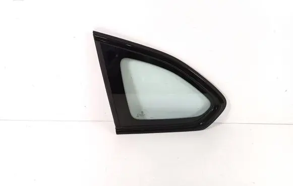 Rear side window