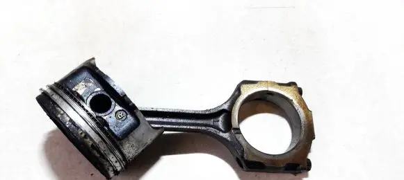 Mazda Xedos 9 Piston with connecting rod