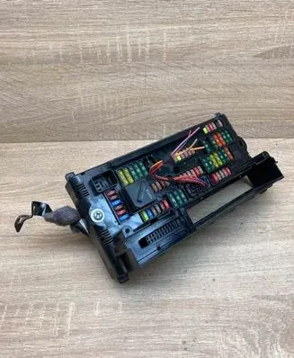 BMW 5 GT F07 Fuse module 9210861 1703344