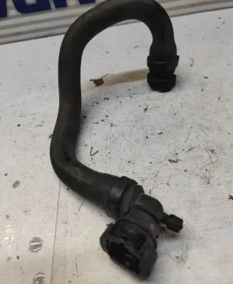 Peugeot 308 Engine coolant pipe/hose 96704450801