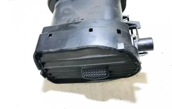 Mercedes-Benz A W168 Dash center air vent grill 1688300254