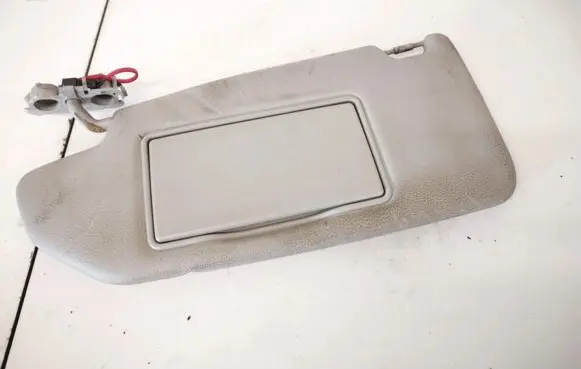 Volvo V70 Sun visor