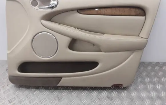 Jaguar X-Type Front door card panel trim X157120 6816
