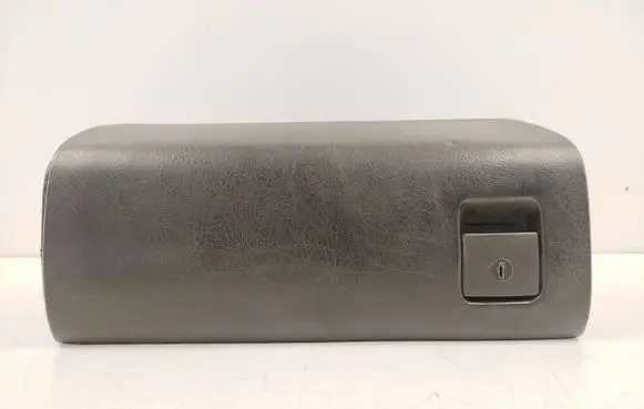 Volkswagen PASSAT B3 Glove box 357857103