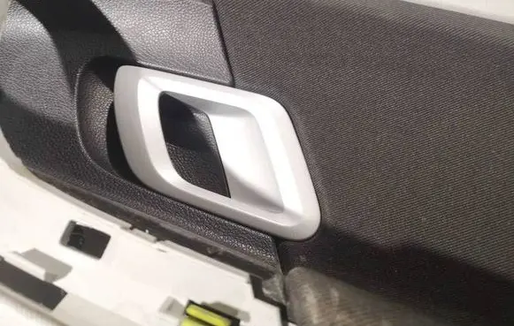 Mercedes-Benz B W245 Rear door interior handle 00201127368