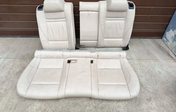 Rear seat