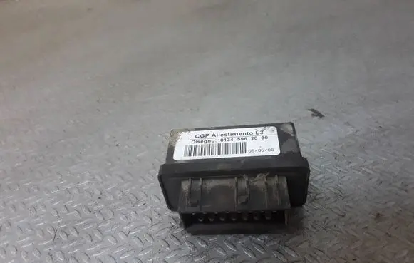 Peugeot Boxer Coolant fan relay 01345962080